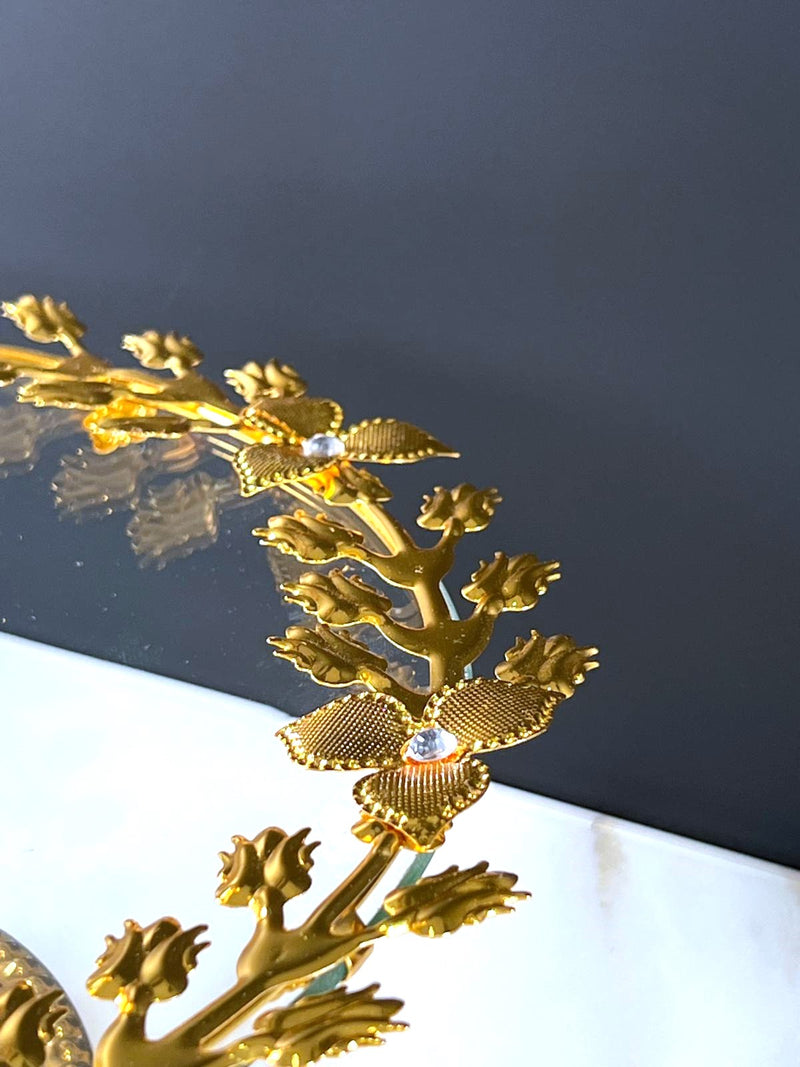 TREND HOME Altın süslemeli cam stand