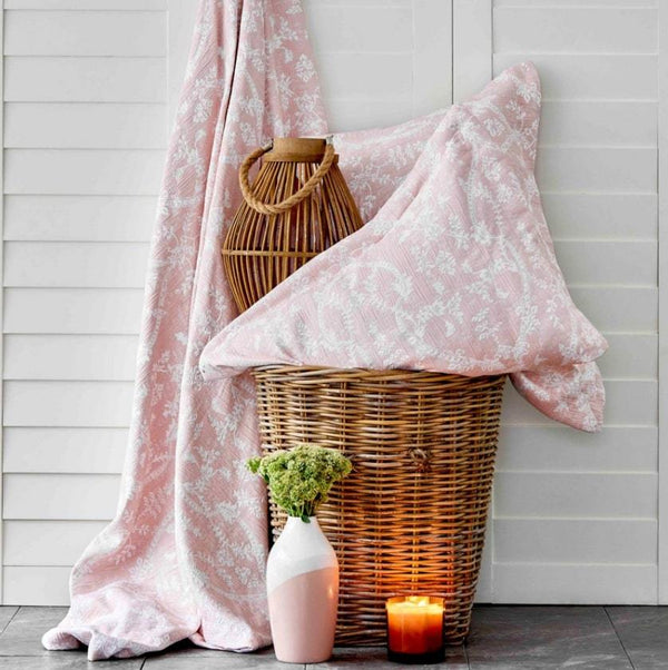  KARACA HOME DELFINA Set de couvre-lit rose poudré 2 personnes - Bella-Home: art de la table, verrerie, trousseau de mariée, décoration